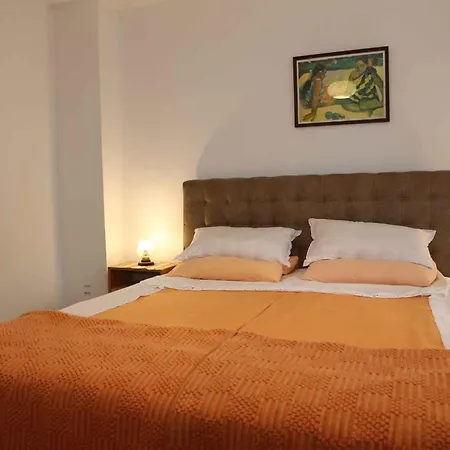 In 54678 아파트
